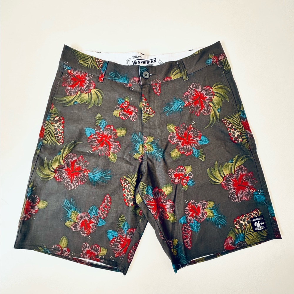 Vans Amphibian White Shorts